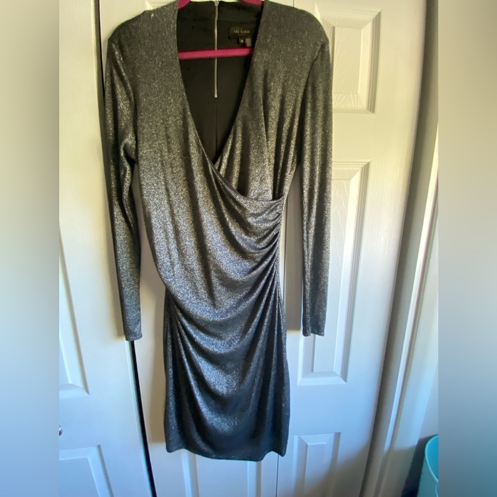 Ted baker sz4 (us10) long sleeve silver short dress